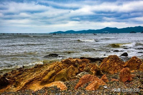 东北最大的天然浴场,沙滩宽阔绵长,是下海游泳的好地方