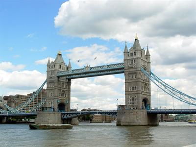 关于伦敦塔桥的知识