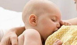 月经期撞上哺乳期,母乳喂养需注意 怀宝宝 