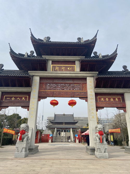 据说很灵的上海财神庙 