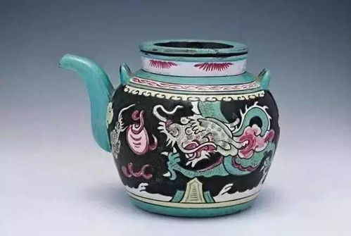 美丽的中国风茶壶,价值不菲