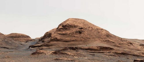 5500万公里外,好奇号拍到火星山丘画面,环境很荒凉,看不到生机