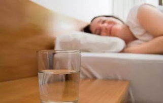 喝水的7个坏习惯,看似很正常,实则对身体有害