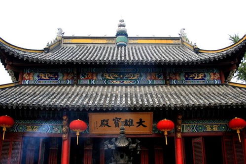 明教寺始建于南朝梁时,至今始终这个名字,又名曹操点将台