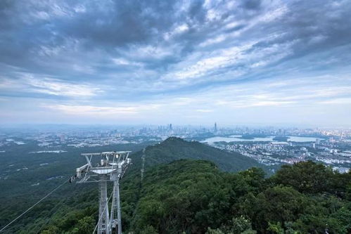 江苏一座重名很多的山,是江南四大名山之一,属国家5A级旅游景区