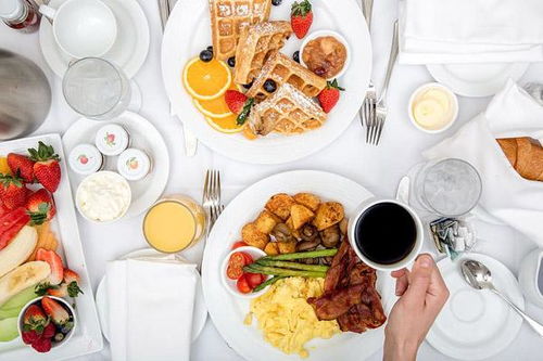 4种早餐已列入食物“黑名单”，天天吃很危险，具体是哪4种(四种早餐列入黑名单)