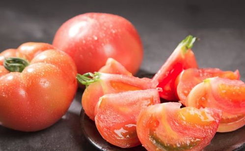 西红柿怎样做才能既健康又好吃呢(西红柿怎样做更好吃)