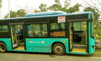 搜狐公众平台 深圳一男子因坐过站,竟抢公交车方向盘,结果 