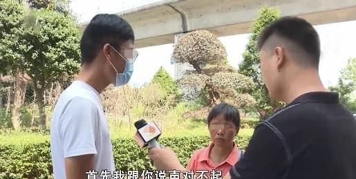 采耳大妈月入过万,被网曝后她真的活不下去了 其实危机后是机会