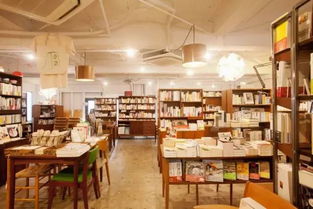 日本有一家书店5年搬家300次 依然坚持营业 东京本屋 