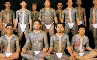 镜头下 日本黑帮山口组人人爱纹身,龙和虎不是谁都能纹