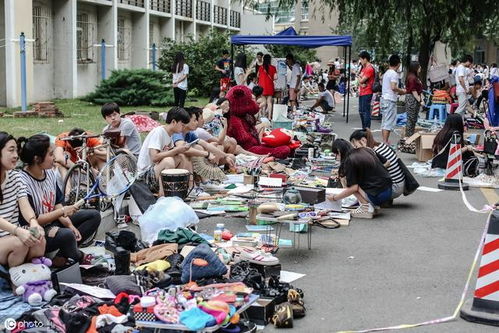 给地摊经济降温,普通人应如何认识地摊经济