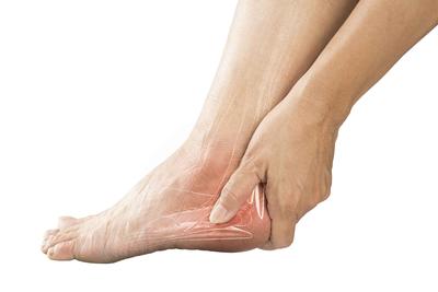 脚趾骨骨折脚趾能动吗 脚部趾骨骨折的症状表现详述