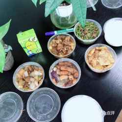 小碗菜怎么弄好看，小碗菜花菜做法(小碗菜怎么做不会变色)