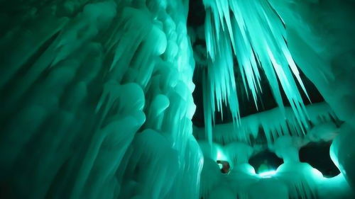 宁武万年冰洞 忻州有个中国最大万年冰洞，怎么样？ 