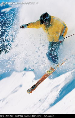 在高上滑雪的男人图片免费下载 红动网 