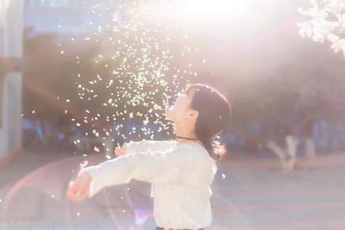 7月份,运势强势翻身的四大星座,巨蟹座贵人在正西方向