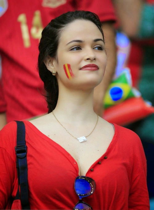 世界杯球迷说美女_哪个国家的球迷最喜欢美女？