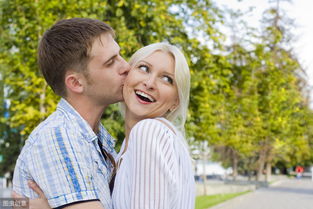 让男人兴奋不已的10种接吻技巧 让你备受宠爱