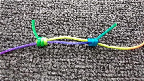 红绳手链结尾伸缩结的编法,用在项链吊坠结尾可以自由调节大小 