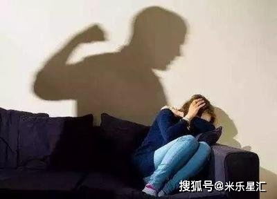 为什么有的女人容易遭遇家暴,不离婚