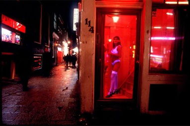 欧洲最大妓院西班牙开业 150名妓女120欧一小时 