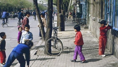 80年代沈阳老照片,过去的城市风貌 建筑景观,看下你还认得不