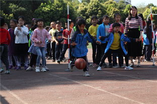 阳光体育添趣味 运球接力促和谐 记双流区黄甲小学篮球活动月报道 