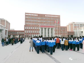 哈密市八中 请问哈密市八中为何倒闭了