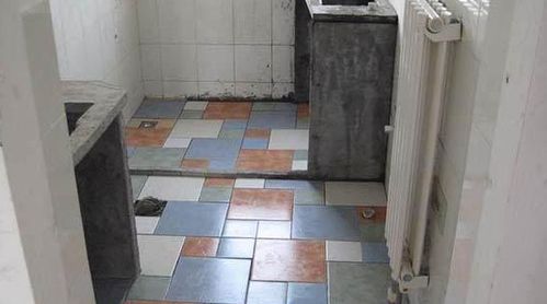 厨房卫生间的瓷砖旧了,换新的太麻烦,有没有什么新的材料或者办法 