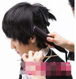 怎么用夹板做出男生卷发发型