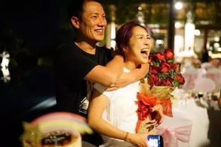 相恋8年,结婚10年 有一种婚姻,叫杨千嬅和丁子高