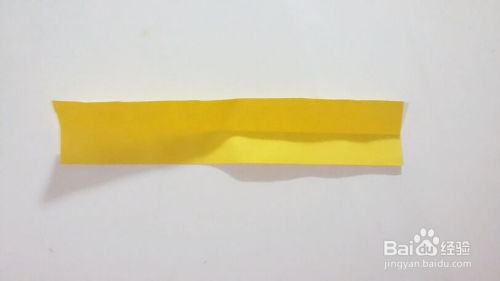蝴蝶笔筒的彩纸折法,如何用废纸盒折叠蝴蝶笔筒 