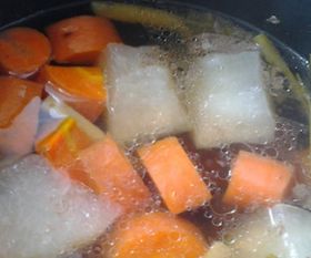冬瓜和红萝卜可以一起煲汤吗 