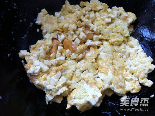 豆腐摊鸡蛋的做法 菜谱 