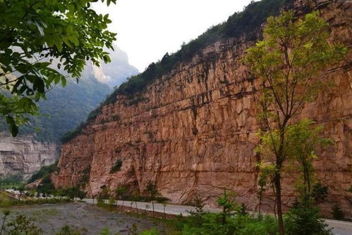 亿万年前形成的峡谷,拥有晋中第一高峰,素有 山西绿宝石 之称