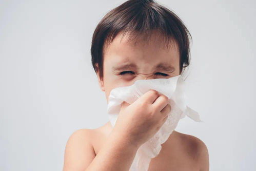 警惕 孩子鼻塞 流涕不一定是感冒,护理错误后果更严重