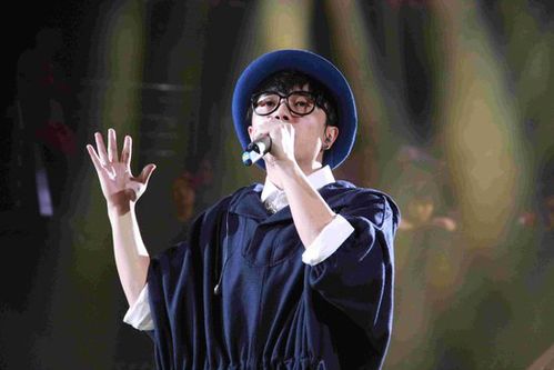 华晨宇8年来都穿同一件衣服,除了仪式感,原来原因是这个