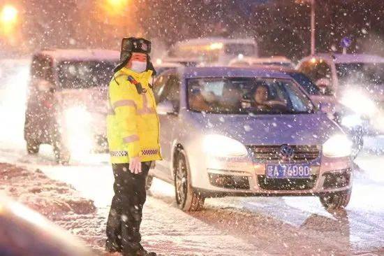 为什么下大雪没网约车出来干活