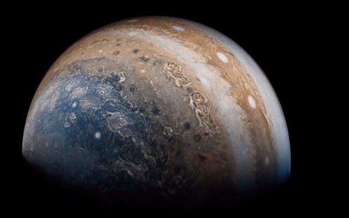 木星有陆地吗,木星大气层下面也有陆地 那么那个地方会有生命存在吗？