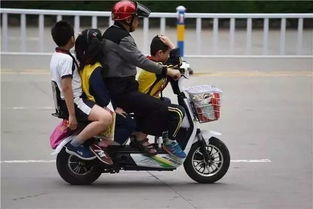 惠州人 电动车只能搭载1名1.2米以下儿童,违者罚50元