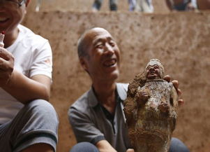 或因国内投机成风-似时来运转,实则在顶风作案