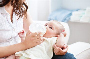 宝宝腹泻可以喝奶粉吗？孩子拉肚子能喝奶粉吗