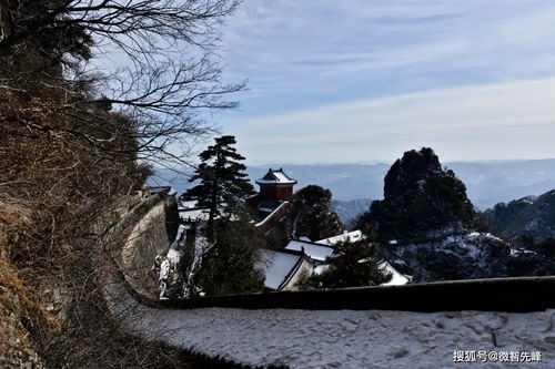 风雪武当山,仙境藏玄机 大雪封山时,道人 隐士都在干什么