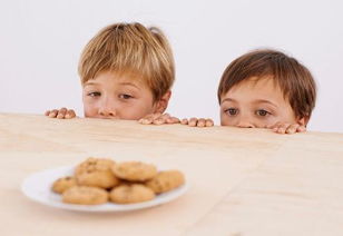 孩子总爱吃零食怎么办 