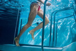在水中跑步是种什么体验,日本发明水下跑步机,你会买吗