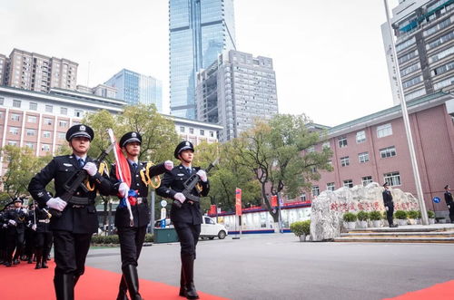 王子溪 让青春在奉献中绽放 教育整顿 学先进 