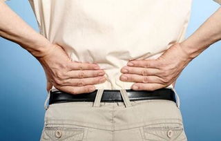 男人 腰疼 常见的五大原因 