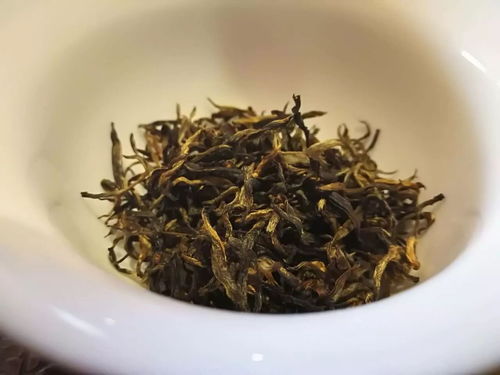 金駿眉茶是一種紅茶,屬於茶中珍品,有好壞之分.