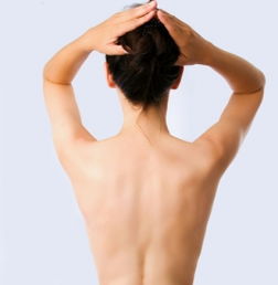 后背疼痛的原因 后背疼痛是什么原因引起的